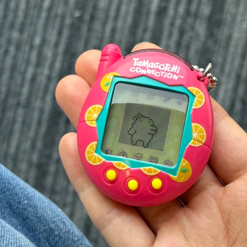 Bandai Tamagotchi Connection V - đánh giá và giá Tamagotchi Electronic Pet Virtual